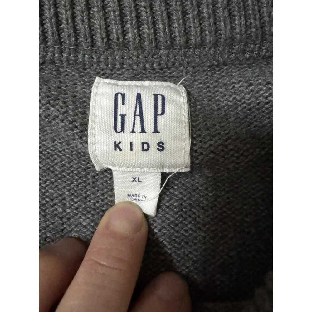 GAP Kids Gray Cotton Tartan‎ Plaid Logo Crewneck Sweater Size XL Festive Xmas